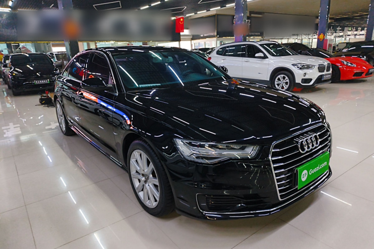 奥迪A6L 2018款 30周年年型 TFSI 进取型车身外观3