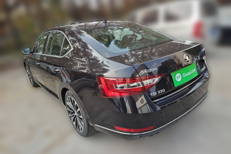 斯柯达 速派 2018款 TSI330 DSG舒适版 国V车身外观5