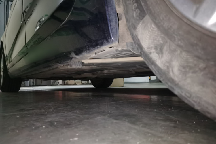 宝马2系多功能旅行车 2015款 218i 领先型局部细节9003