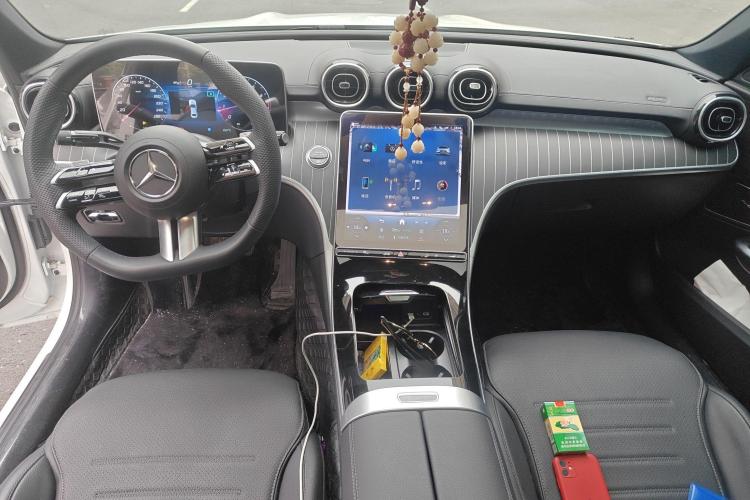 奔驰C级 2024款 C 200 L 运动版中控内饰7002