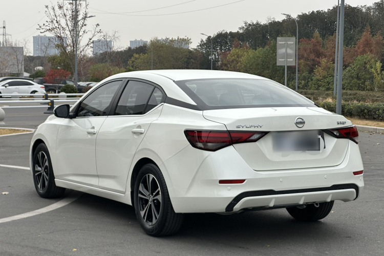 日产 轩逸 2021款 1.6L XL CVT悦享版车身外观6004