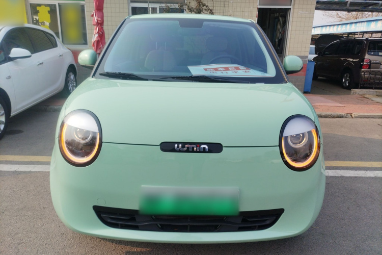 长安启源 长安Lumin 2022款 210km 香甜款车身外观2