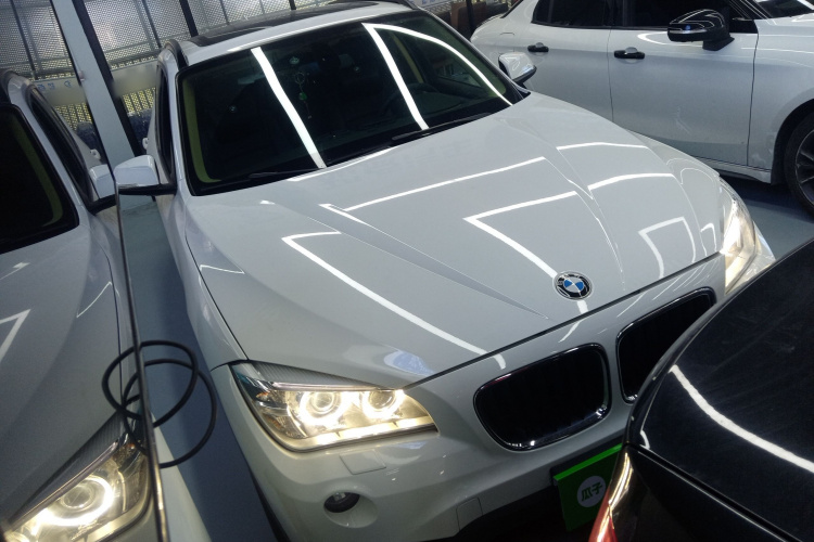 宝马X1 2014款 sDrive18i 领先型车身外观6002