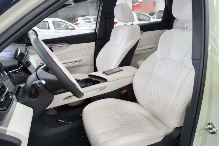 奔腾 悦意07 2025款 150km 心悦版局部细节19