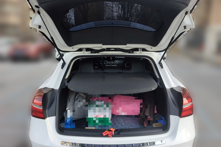 奔驰GLA 2018款 GLA 200 时尚型局部细节23