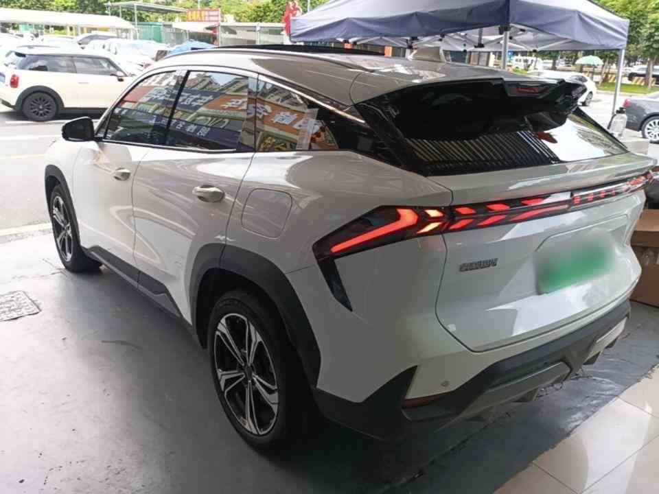吉利银河 银河L7 2024款 1.5T 115km MAX  龙腾版(3)