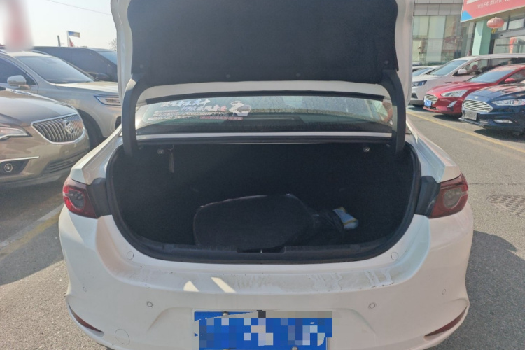 马自达3 昂克赛拉 2020款 1.5L 自动质型版机舱底盘23