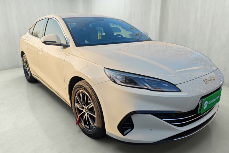 比亚迪 海豹06新能源 2024款 DM-i 80KM尊贵型车身外观3