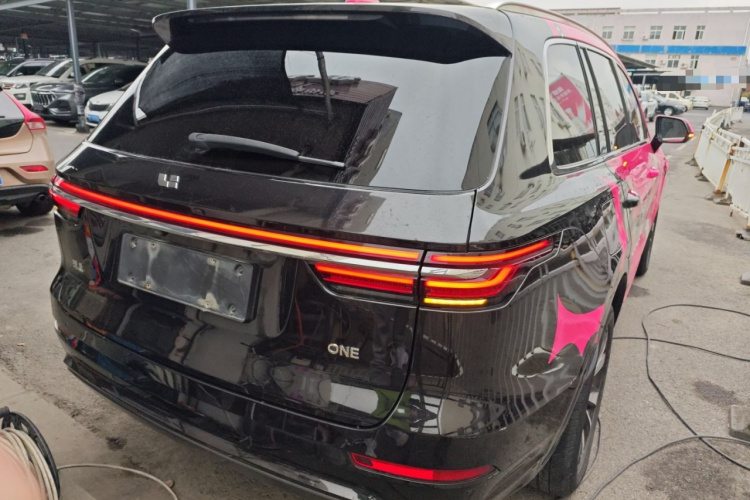 理想汽车 理想ONE 2020款 增程6座版车身外观6005