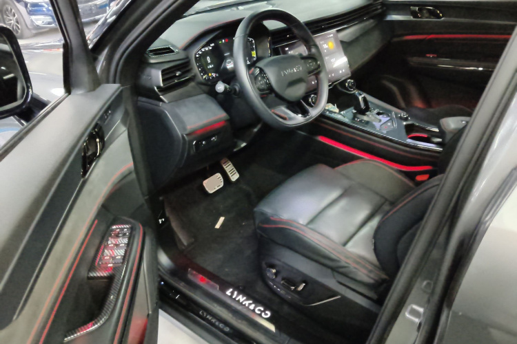 领克05 2022款 2.0TD 四驱劲Halo中控内饰7003