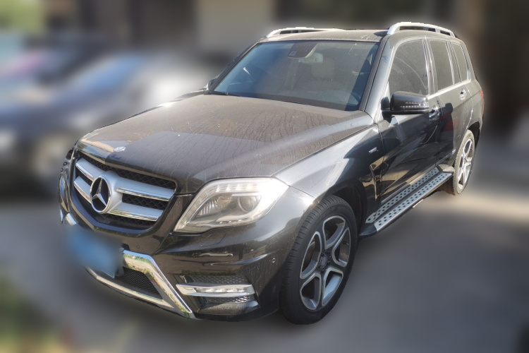 奔驰GLK级 2015款 GLK 300 4MATIC 时尚型 极致版车身外观1