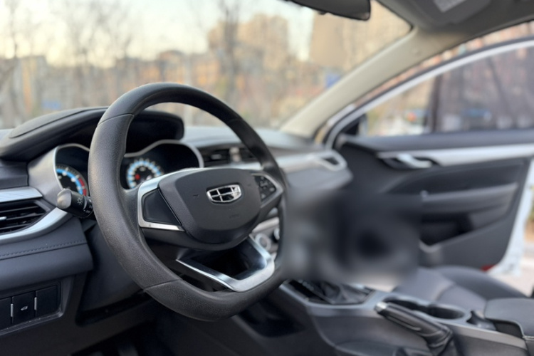 吉利汽车 帝豪 2020款 1.5L CVT舒适型中控内饰7005