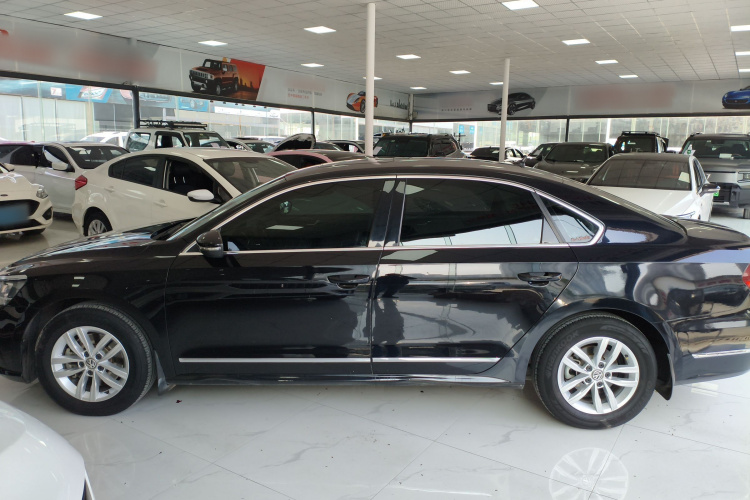 大众 帕萨特 2016款 280TSI DSG尊荣版车身外观4