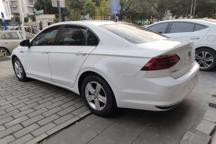 大众 凌渡 2019款 230TSI DSG风尚版 国V车身外观4