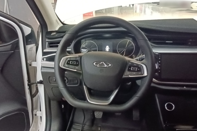 奇瑞 艾瑞泽5 2021款 PRO 1.5L 手动青春版中控内饰13