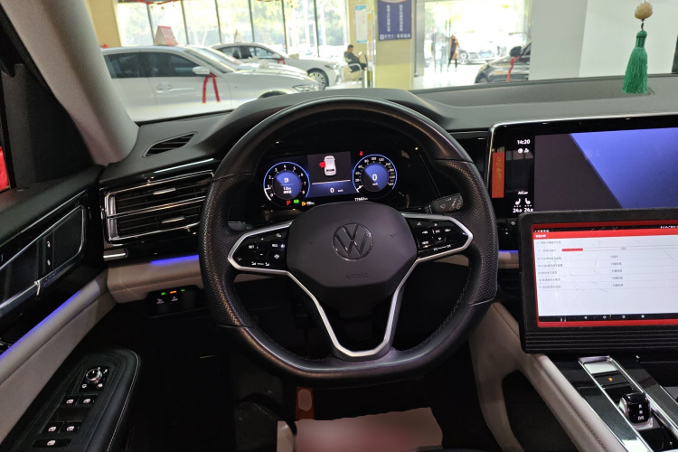 大众 途昂 2021款 330TSI 两驱尊崇豪华版中控内饰13
