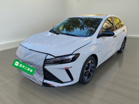 雪佛兰 科鲁泽 2023款 1.3T 轻混自动尊享版