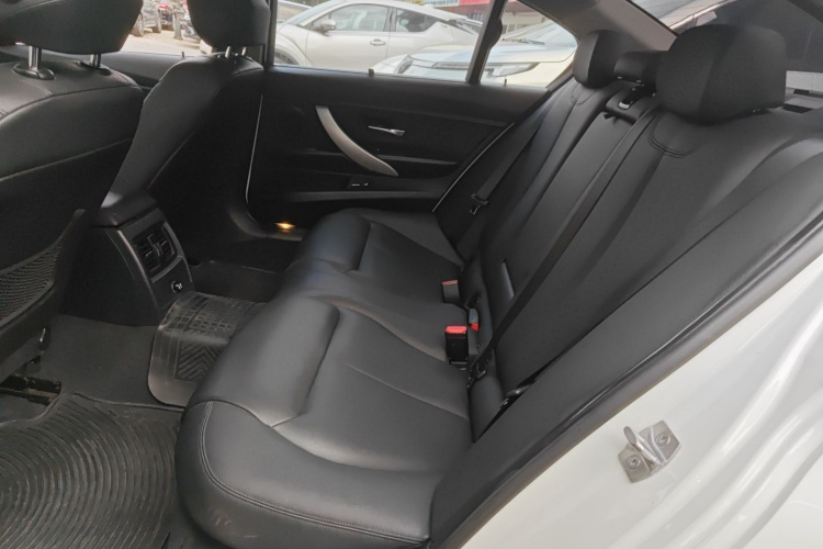 宝马3系 2015款 320Li 超悦版时尚型中控内饰21