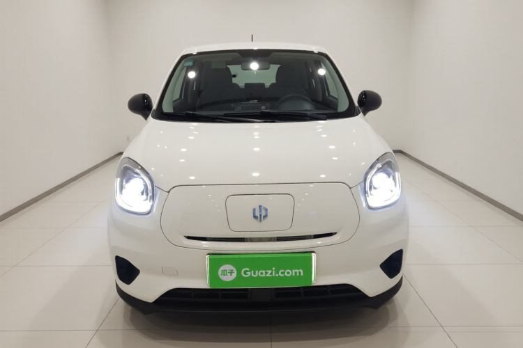 零跑汽车 零跑T03 2021款 400轻享版 磷酸铁锂车身外观2