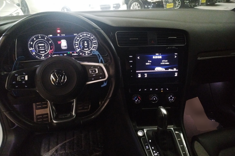 大众 高尔夫 2020款 挚爱版 280TSI DSG R-Line中控内饰12