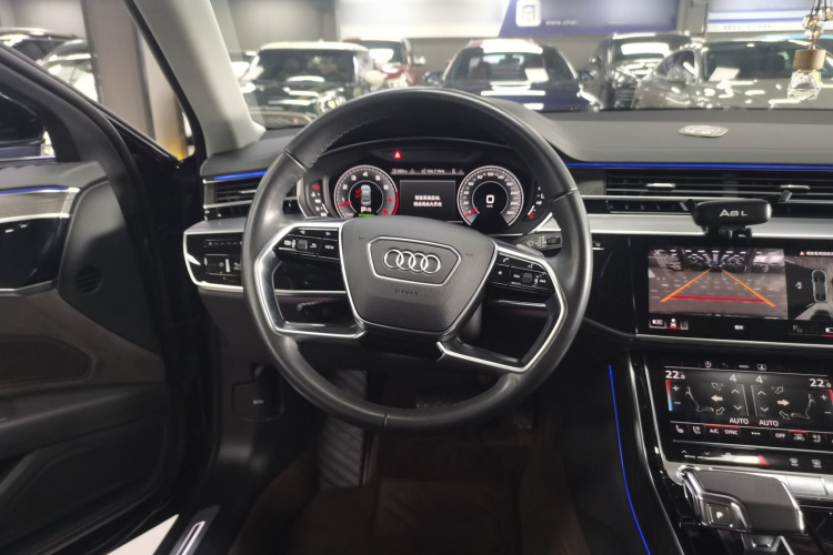 奥迪A8 2021款 A8L 50 TFSI quattro 舒适型中控内饰13
