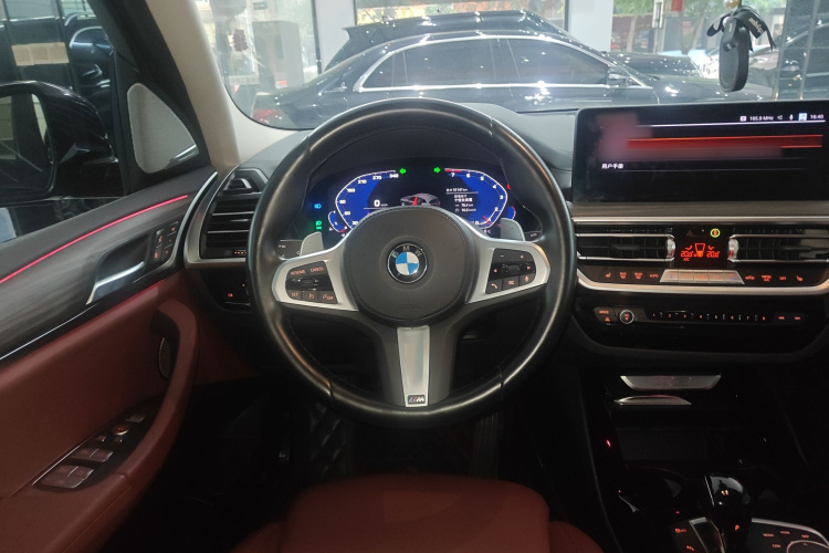 宝马X3 2022款 xDrive30i 领先型 M曜夜套装中控内饰13