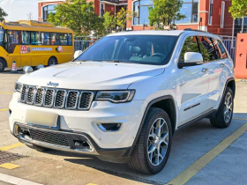 Jeep 大切诺基(进口) 2020款 3.0L 精英导航版