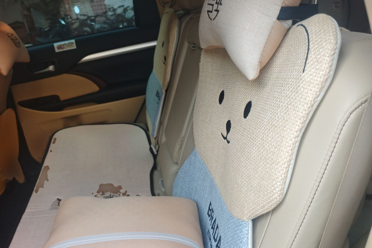 丰田 汉兰达 2017款 2.0T 四驱精英版 7座中控内饰21