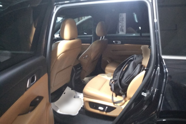 理想汽车 理想ONE 2021款 增程6座版中控内饰21