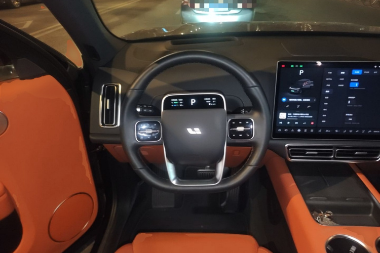 理想汽车 理想L7 2023款 Air中控内饰13
