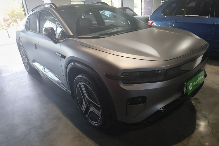 长安启源E07 2025款 纯电 四驱 90kWh Ultra高性能版车身外观3