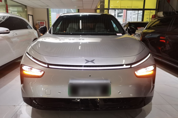 小鹏G7 2025款 702 超长续航 Ultra车身外观2