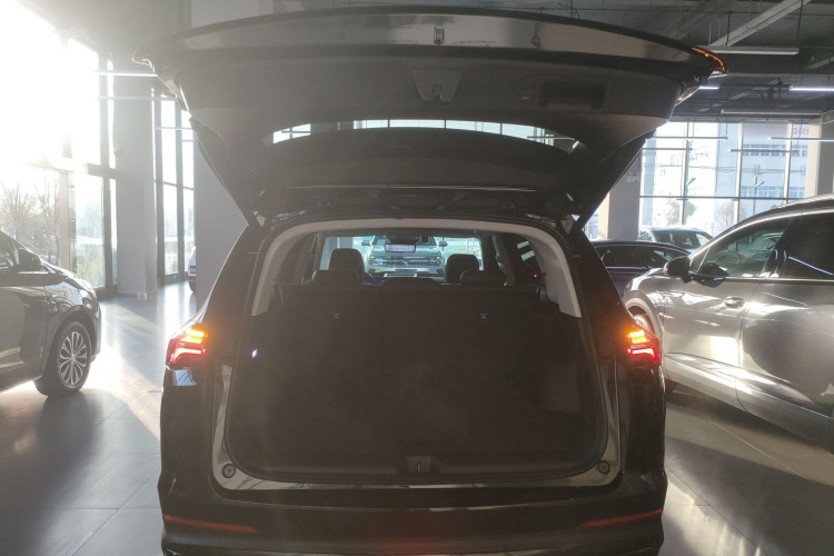 别克 2025款 昂科威Plus 28T 两驱白金版局部细节23