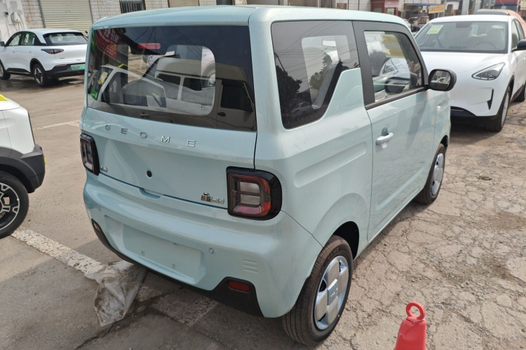 吉利银河 2024款 熊猫mini 200km 耐力熊车身外观6005