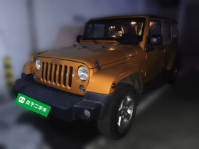 Jeep 牧马人 2014款 3.0L Sahara 四门版