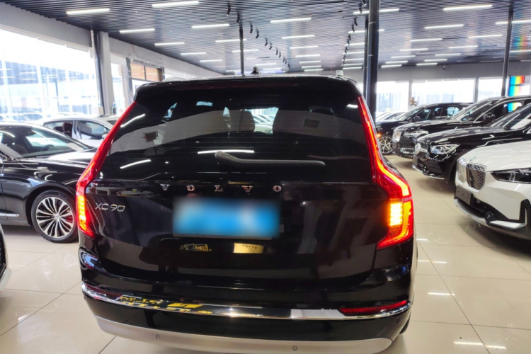 沃尔沃XC90 2022款 B6 智雅豪华版 7座车身外观6004