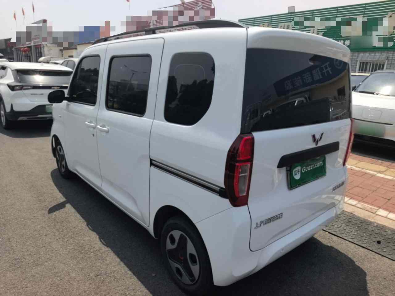 五菱汽车 五菱之光新能源 2025款 305km 进取型(3)