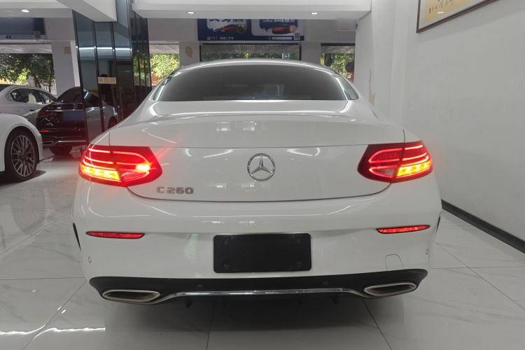 奔驰C级(进口) 2020款 C 260 轿跑车车身外观6