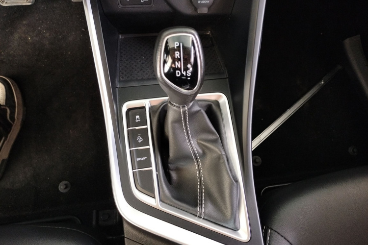 吉利汽车 远景X3 2020款 1.5L CVT尊贵型局部细节18