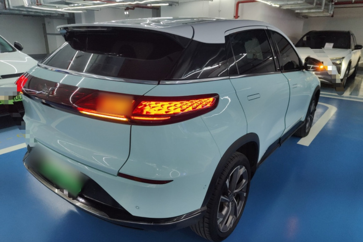 小鹏G3 2021款 G3i 520N车身外观7