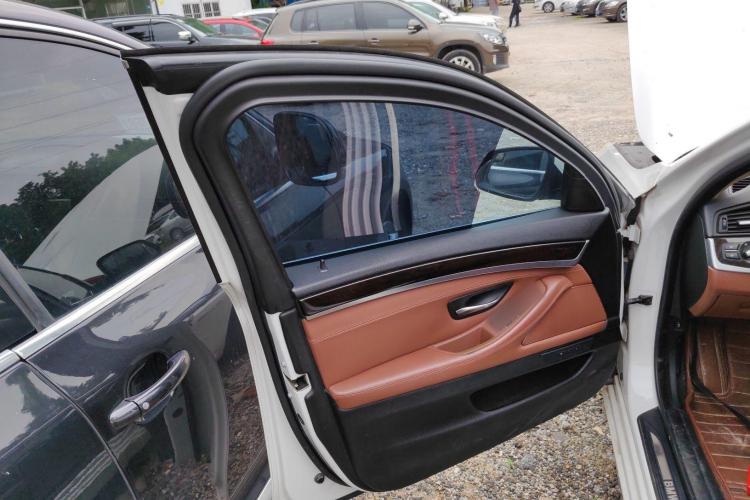 宝马5系 2017款 525Li 领先型中控内饰7007