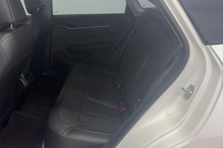 别克 英朗 2021款 改款 典范 1.5L 自动精英型中控内饰7001