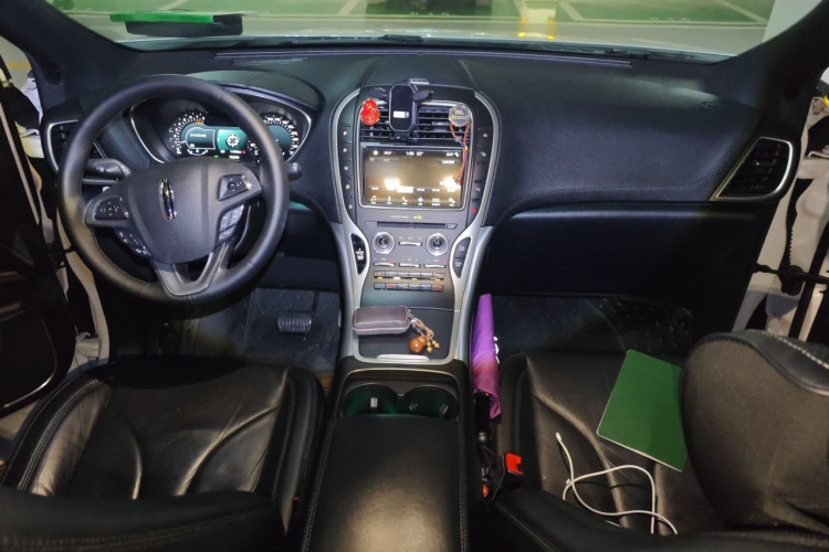 林肯MKX 2015款 2.0T 四驱尊雅版中控内饰7002