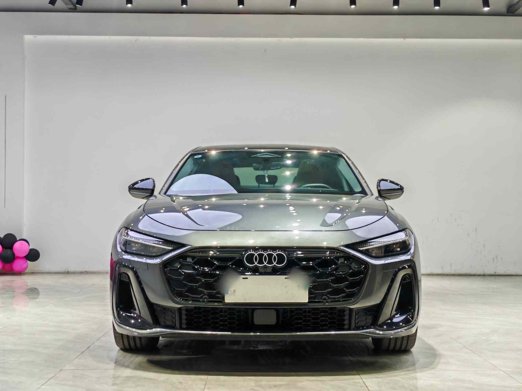 奥迪A5L 2026款 2.0T 运动版 Plus(3)