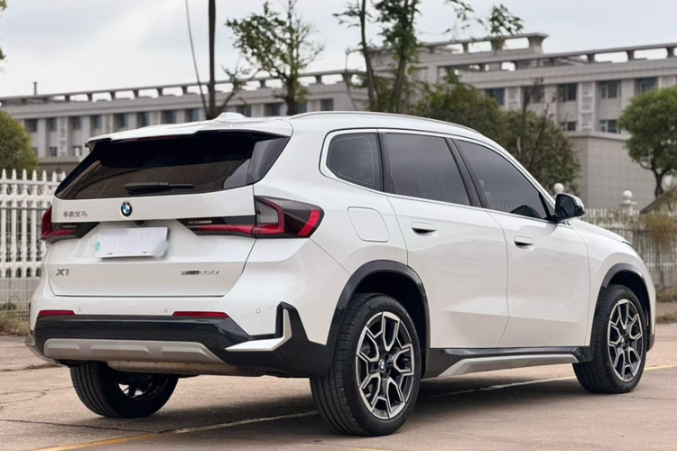 宝马X1 2023款 sDrive25Li X设计套装车身外观6002