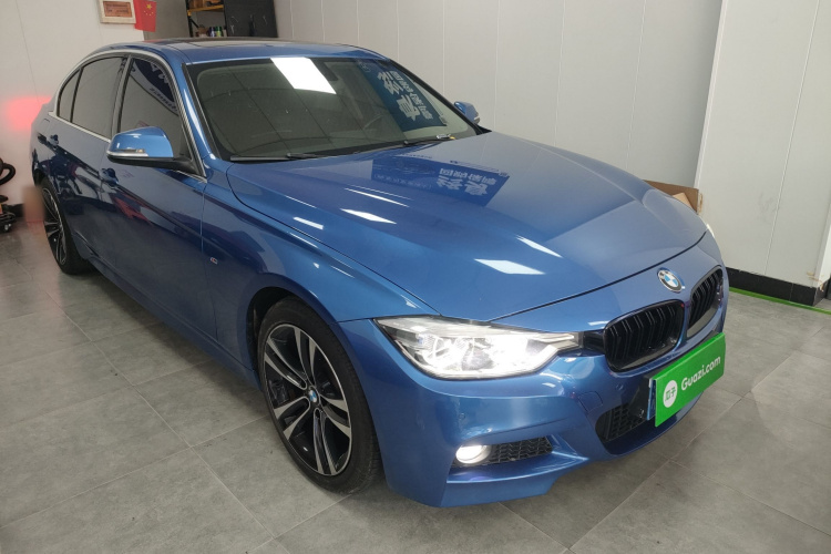 宝马3系 2019款 320Li M豪华套装车身外观3