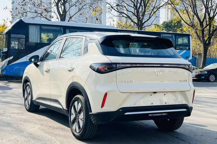 五菱汽车 缤果S 2025款 430km 尊享款车身外观6004