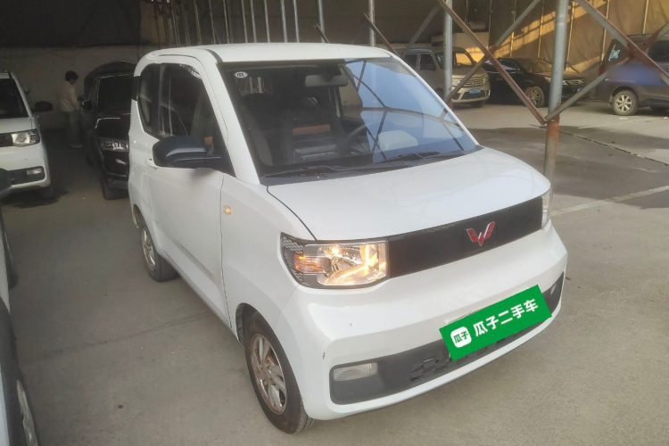 五菱汽车 宏光MINIEV 2021款 马卡龙时尚款 三元锂车身外观3