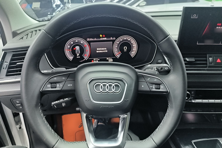 奥迪Q5L 2022款 40T 时尚动感型局部细节13