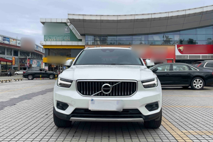 沃尔沃XC40 2021款 T4 四驱智远豪华版车身外观6003